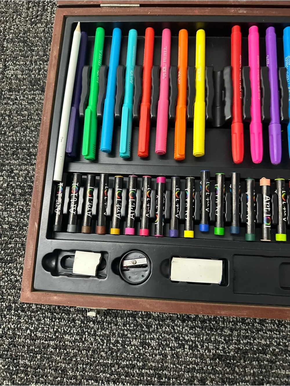 D.M. Creations Art, Portable Set, Nearly Complete Portable Art Set
